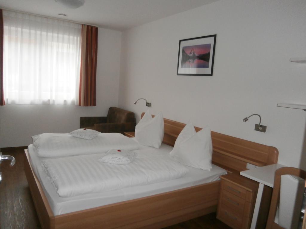 Hotel Schoelzhorn Superior Racines Habitación foto