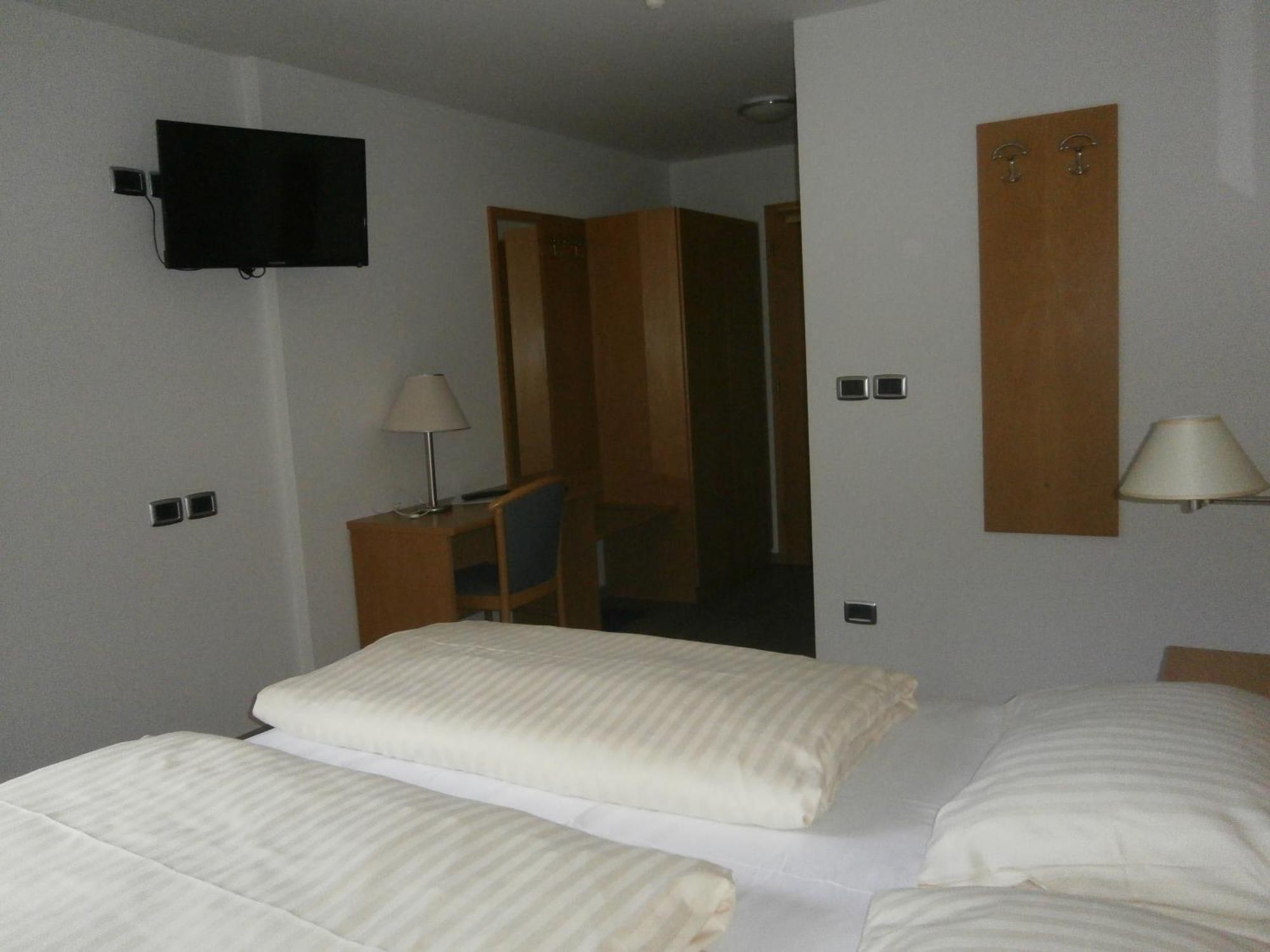 Hotel Schoelzhorn Superior Racines Habitación foto